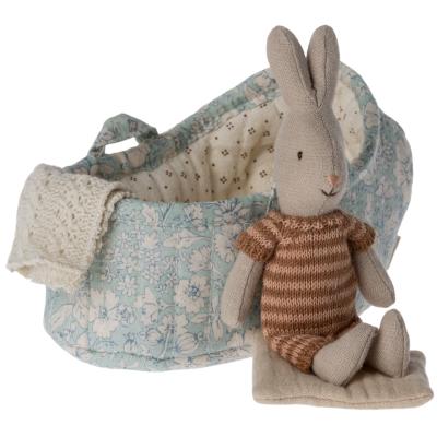 Lapin Rabbit Maileg et couffin micro - fleurs bleues / tomette