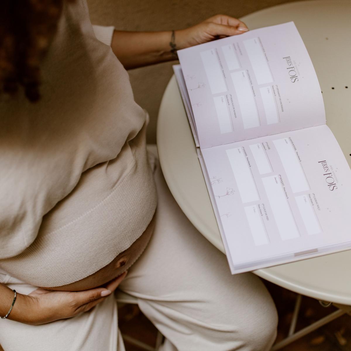 Zakuw Livre journal de grossesse Zakuw - 9 mois à t'attendre l